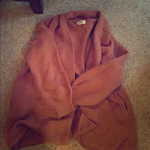 Beautiful cardigan sweater with pockets!!
